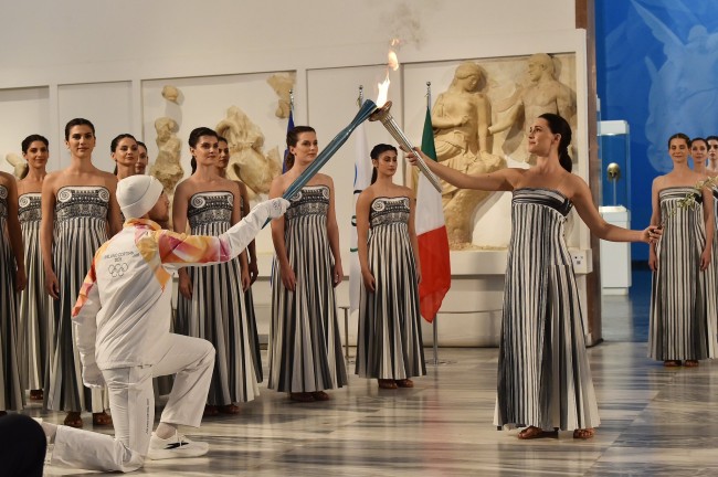 La torche des Jeux olympiques d'hiver de Milano Cortina 2026 a été allumée.