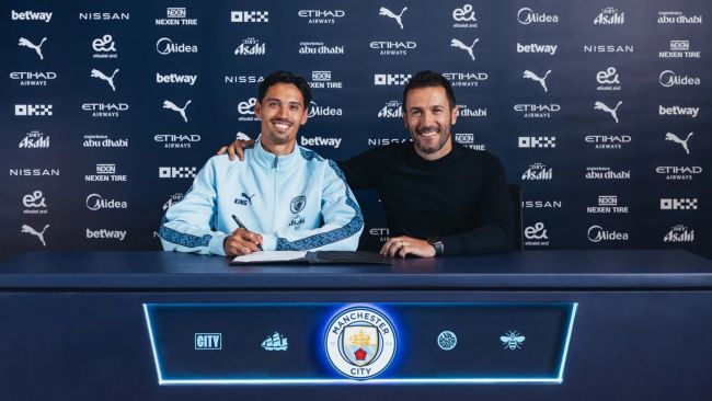 Manchester City achète quatre nouveaux joueurs à temps pour la Coupe du monde des clubs.