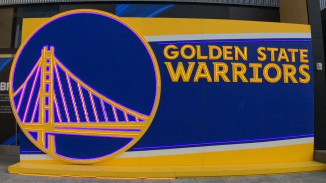 Stephen Curry mène les Warriors en demi-finale de la NBA : toutes les équipes et le calendrier