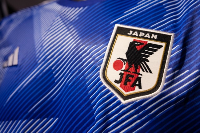 Le Japon annonce sa sélection pour la Coupe du monde 2026 : seuls trois joueurs sont issus de la J-League, les autres évoluent en Europe.