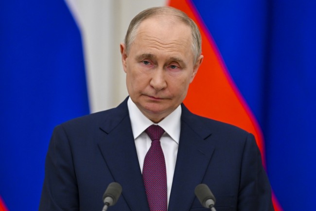 La Russie rejette l'affirmation de Trump sur le "tigre de papier" et affirme sa puissance économique et militaire.