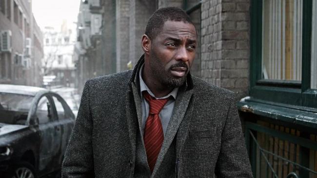 Idris Elba explique pourquoi il déménage en Afrique
