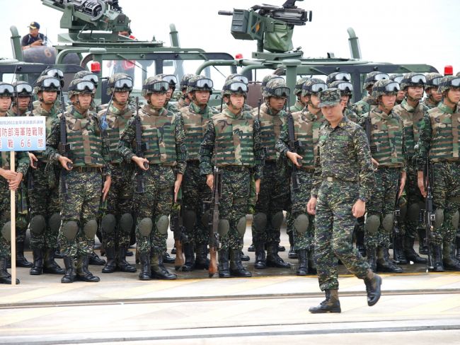 Taïwan simule des scénarios militaires lors des exercices annuels « Han Kuang 