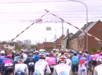 Les procureurs locaux des Flandres identifieront les cyclistes qui ont travers&eacute; la voie ferr&eacute;e avec les feux rouges allum&eacute;s.