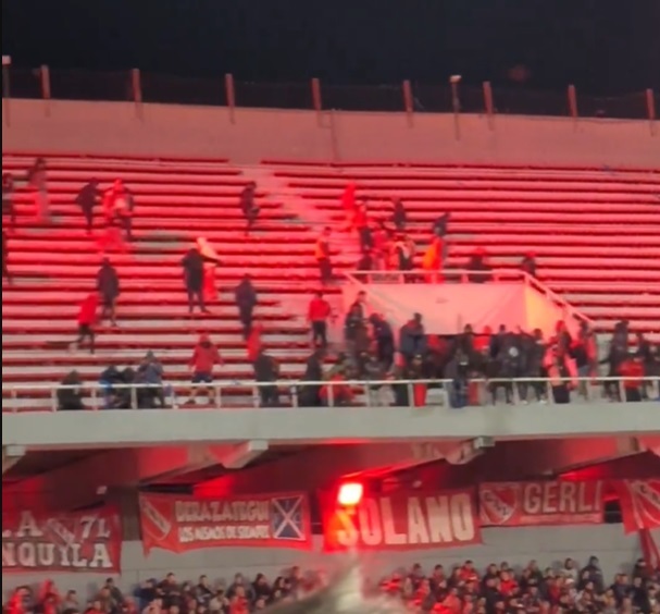 Le club argentin impliqué dans une bagarre dévastatrice fulmine contre la CONMEBOL pour sa disqualification "injuste".