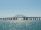 L'Ukraine frappe à nouveau un pont de Crimée lors d'une opération sous-marine