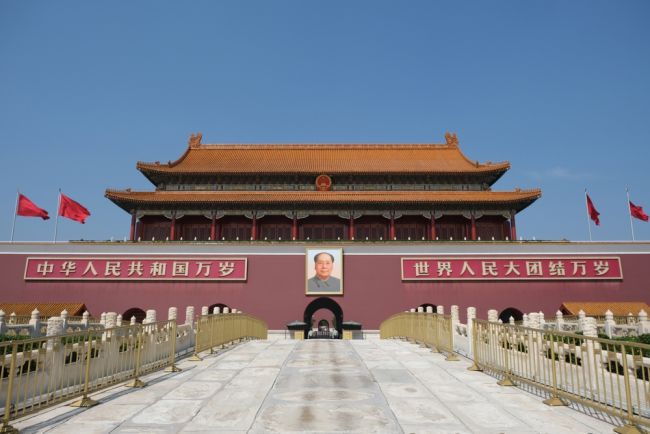 La Chine interdit aux experts en IA de quitter le pays.