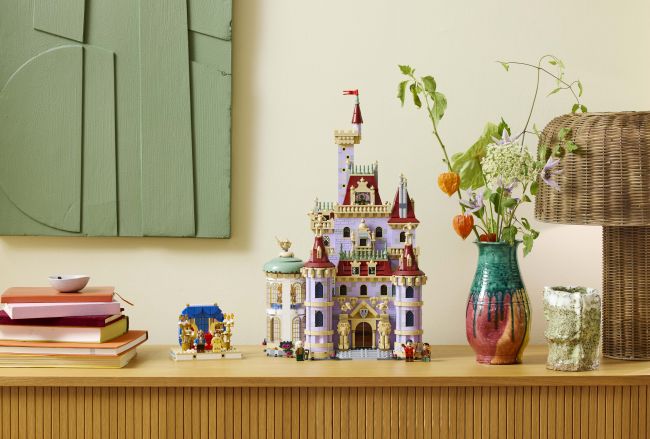 Lego et Disney s'associent à nouveau pour un ensemble de châteaux de La Belle et la Bête.