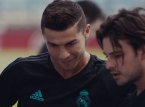 Quand CR7 est inspir&eacute; par son avatar de FIFA 18