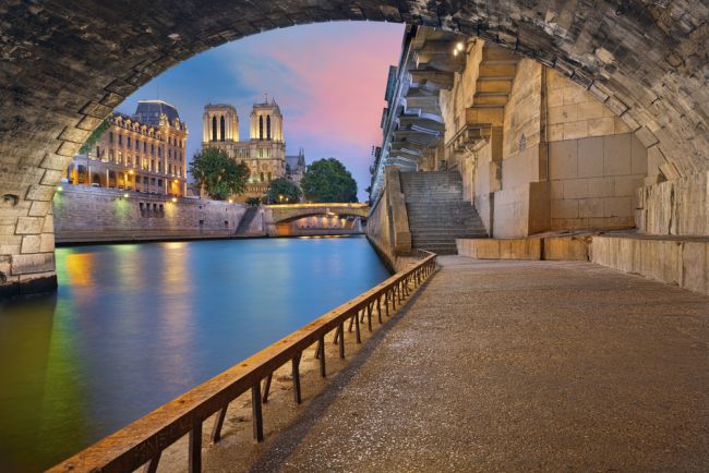 Paris restreint la vente d'alcool