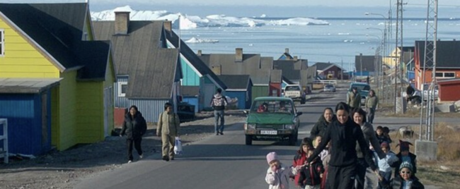 Plus de 45 000 personnes ont signé cette pétition de MoveOn rejetant la tentative de Trump de s'emparer du Groenland.