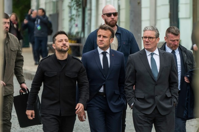 Les dirigeants européens rencontrent Zelensky à Berlin