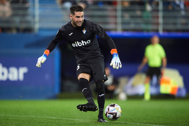 Le sélectionneur de l'Algérie continue de faire confiance au gardien Luca Zidane malgré le triplé de Messi
