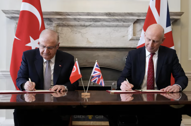 Le Royaume-Uni et la Turquie signent un accord de défense aérienne de plusieurs milliards de dollars