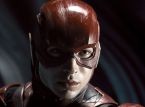 Ezra Miller assiste à une réunion de crise avec Warner Bros. pour sauver The Flash