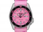 Tu peux d&eacute;sormais orner ton poignet de ton f&eacute;lin rose pr&eacute;f&eacute;r&eacute; gr&acirc;ce &agrave; la nouvelle montre Pink Panther de Seiko