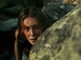Taron Egerton devient compl&egrave;tement maniaque en chassant Charlize Theron dans Apex de Netflix.