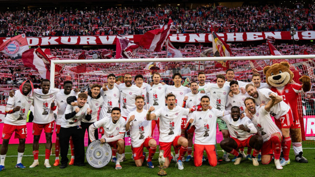 Le Bayern Munich remporte la Bundesliga, bat des records et vise un troisième triplé.