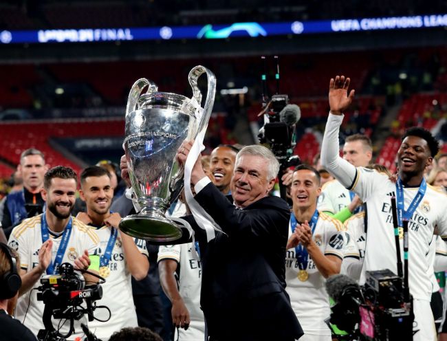 "Gagner des titres au Real Madrid est plus facile que partout ailleurs", a déclaré Ancelotti après son 15e titre record.