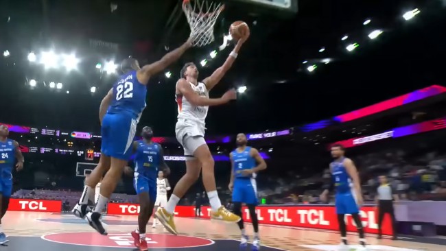 La Grande-Bretagne atteint son plus bas niveau avec une défaite embarrassante de 120-57 à l'EuroBasket.