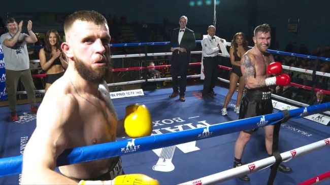 Le monde de la boxe rend hommage à Genadij Krajevskij, boxeur lituanien décédé à l'âge de 37 ans : "Il a relevé des défis que beaucoup ne pouvaient pas voir"