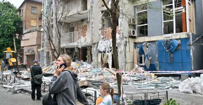 Pokrovsk devient la nouvelle ligne de front en Ukraine alors que la Russie intensifie ses attaques de drones et d'infanterie.