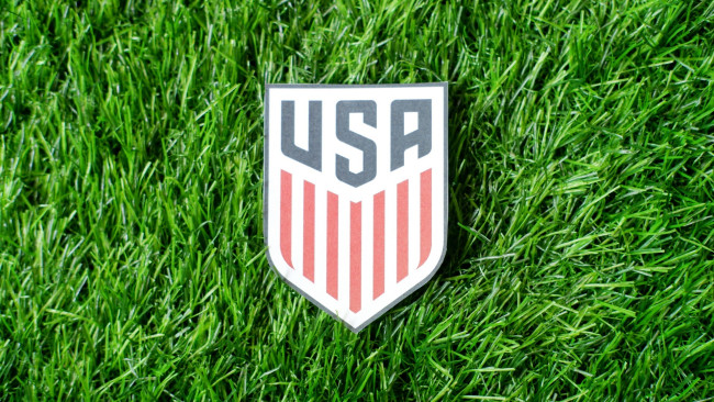 « Merci à la FIFA d'avoir pris la bonne décision et d'avoir réparé une grave injustice », a déclaré Trump après que Balogun a été innocenté de sa suspension
