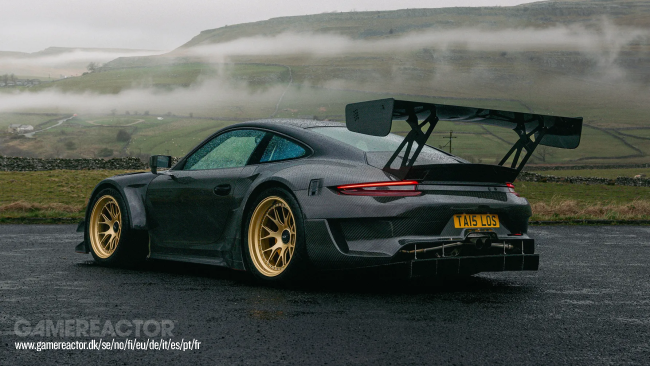 Un atelier du Yorkshire a réalisé une version homologuée pour la route de la Porsche GT3 R.