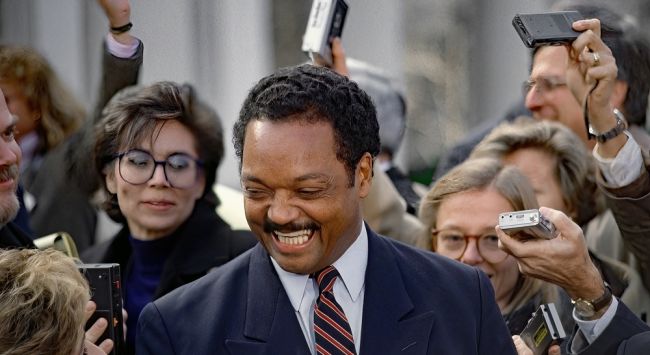 Jesse Jackson, icône des droits civiques et deux fois candidat à la présidence, meurt à 84 ans.