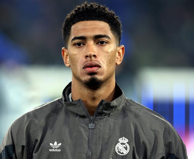 Jude Bellingham a mis en lumière la compréhension de l'anglais par l'arbitre après un autre renvoi pour mauvais langage.