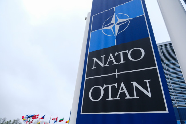 L'OTAN déclare qu'il n'est pas possible pour les États-Unis de suspendre l'Espagne après qu'un courriel interne l'ait suggéré.