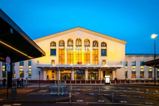 L'aéroport de Vilnius ferme à nouveau à cause de ballons
