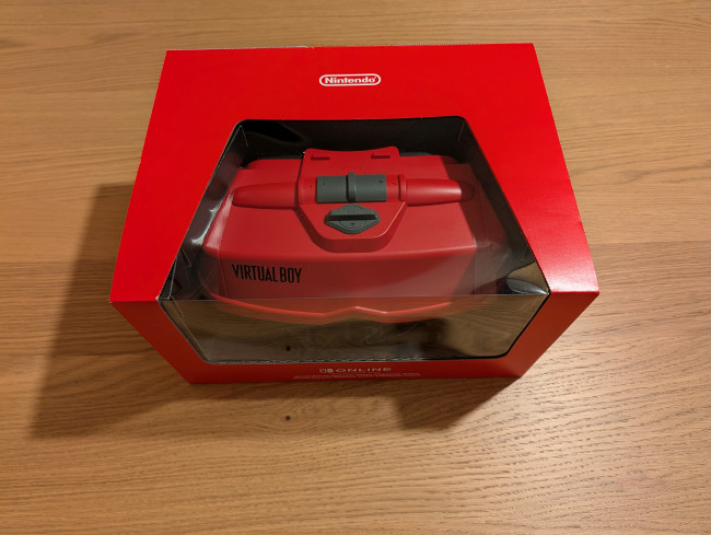 Unboxing et comparaison : Voici à quoi ressemble Virtual Boy pour Switch.