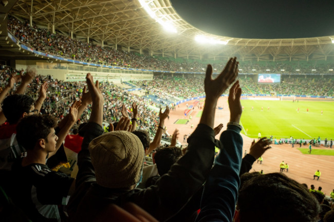 L'entraîneur de l'équipe nationale de football d'Irak demande le report de son match de barrage pour la Coupe du monde.