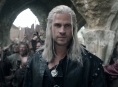 The Witcher Le showrunner explique en quoi le Geralt of Rivia de Liam Hemsworth est diff&eacute;rent de celui d'Henry Cavill.