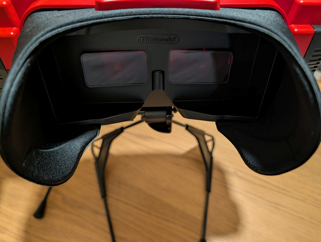 Unboxing et comparaison : Voici à quoi ressemble Virtual Boy pour Switch.