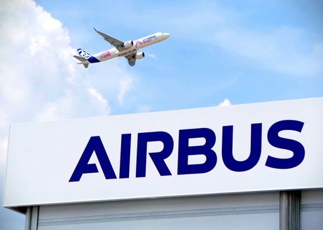 Airbus décroche un contrat pour un avion saoudien alors que les tensions israélo-françaises perturbent le salon du Bourget