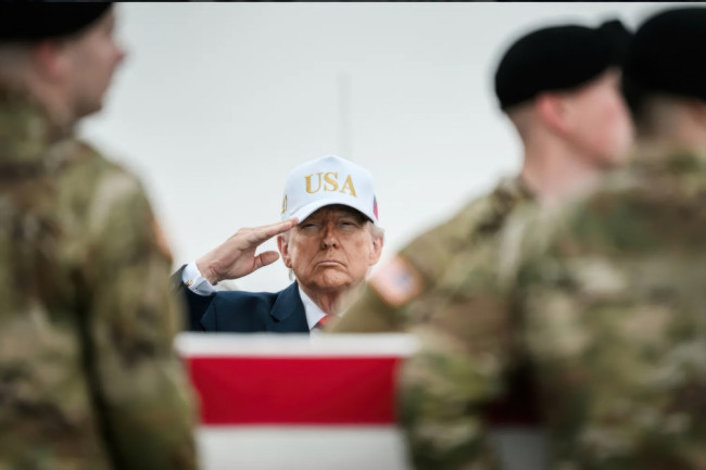 Trump envisage de retirer les troupes américaines d'Europe dans un contexte de tensions au sein de l'OTAN.