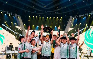 Coupe du monde d'esports : L'&eacute;quipe Falcons remporte le championnat de mi-saison de l'OWCS.