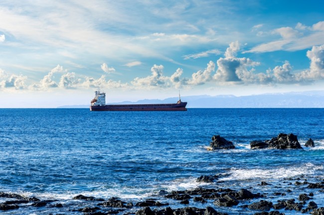 L'UE sanctionne 41 navires supplémentaires de la flotte fantôme russe