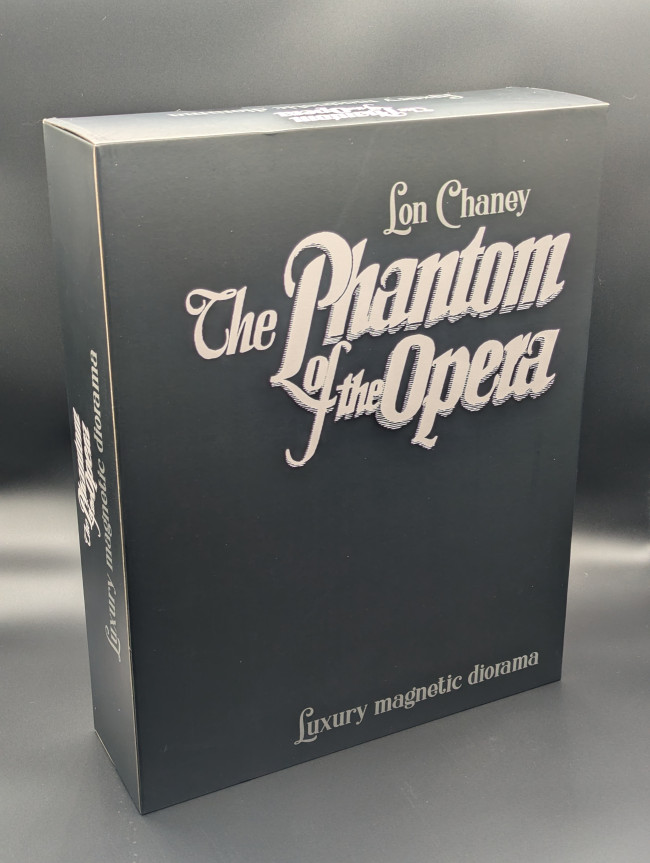 La figurine du Fantôme de l'Opéra 1/6 est une merveille à contempler.