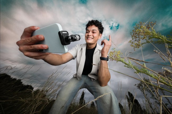 Le streaming sur ton téléphone portable vient de devenir plus facile avec le nouveau mini-microphone de Shure.