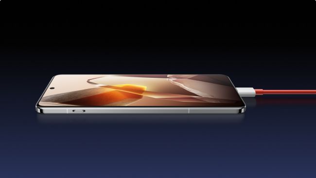 OnePlus lance officiellement le OnePlus 13