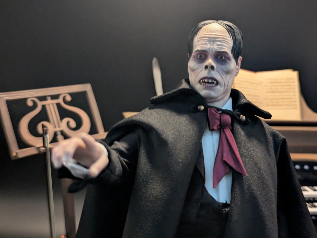 La figurine du Fantôme de l'Opéra 1/6 est une merveille à contempler.