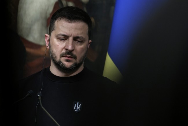 La Russie pourrait ouvrir un nouveau front en Europe, prévient Zelensky.