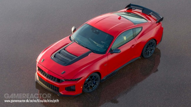 Nouvelle Ford Mustang Dark Horse SC, plus de 500 chevaux et un moteur V8 turbocompressé de 5,2 litres.