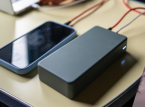 Un avion en Turquie a &eacute;t&eacute; &eacute;vacu&eacute; apr&egrave;s que de la fum&eacute;e se soit &eacute;chapp&eacute;e d'un chargeur portable power bank.