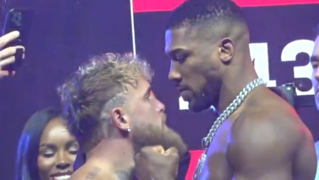 Anthony Joshua pèse 13 kg de plus que Jake Paul avant le combat de boxe Netflix.
