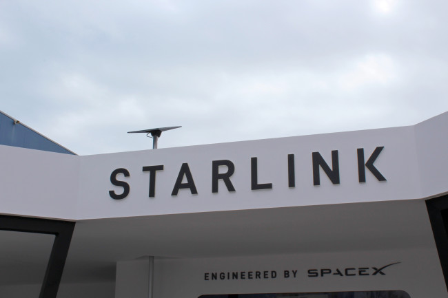 Elon Musk pense que Starlink pourrait fournir la majeure partie de l'accès à Internet dans le monde d'ici 10 ans