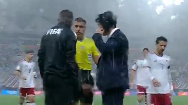 La FIFA prend la décision sans précédent d'abandonner le match pour la troisième place de la Coupe arabe, les deux équipes étant déclarées vainqueurs.